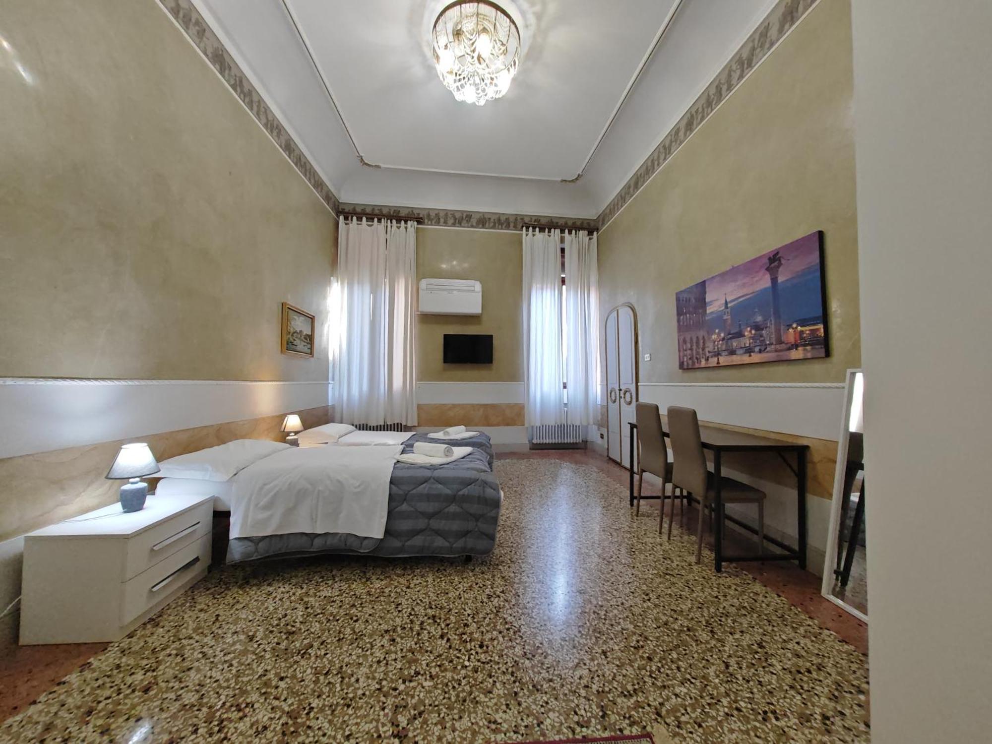 Venice Tourist House Exterior photo